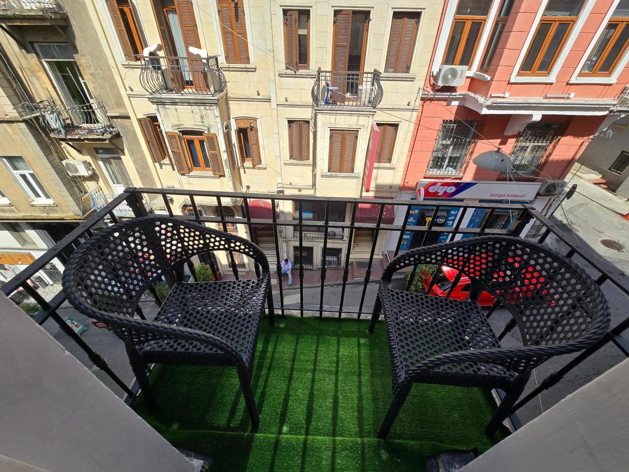 Taksim My House Butik Otel Istanbul Exterior foto