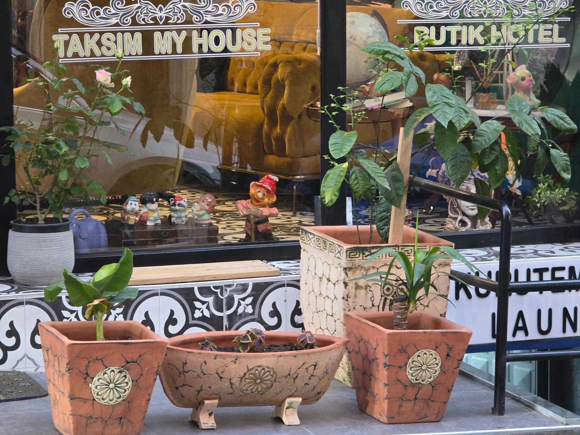 Taksim My House Butik Otel Istanbul Exterior foto